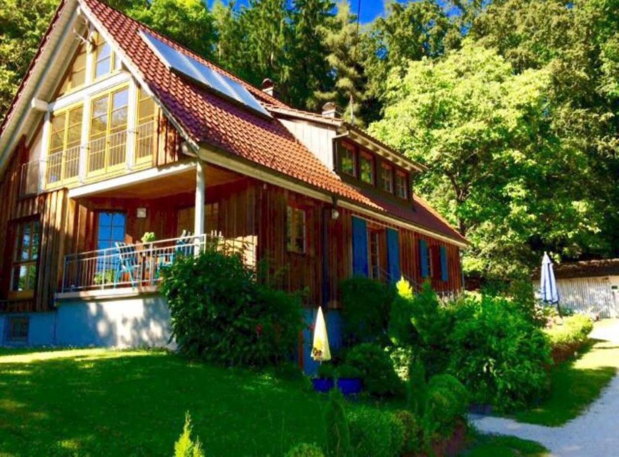 Ferienwohnung Im Alten Forsthaus Bermatingen Exterior photo